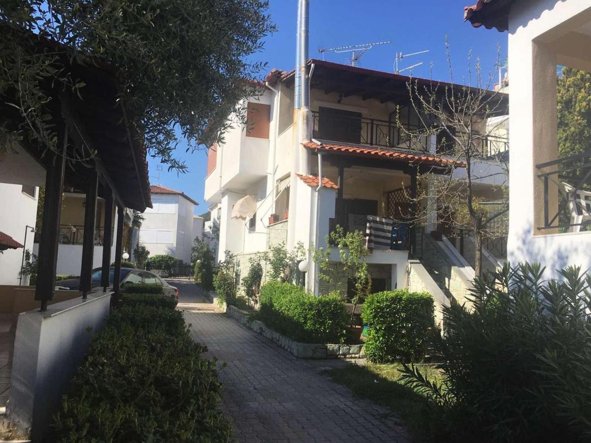 Beach Front Apartment In Pefkochori Exterior foto